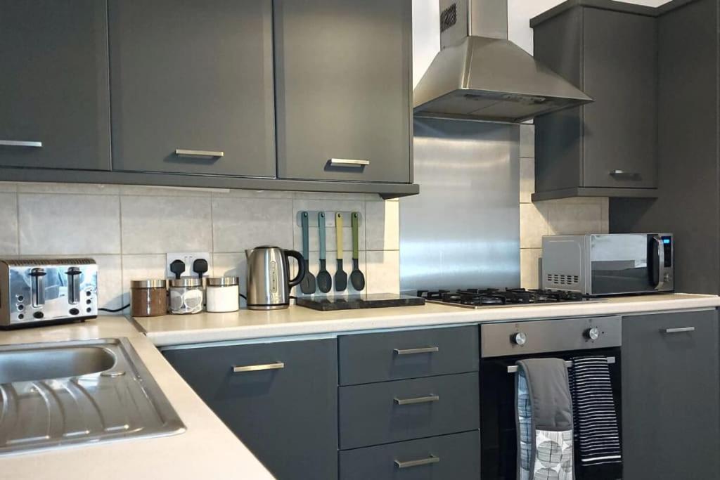 Stylish Apartment In City Centre With Parking Preston  Exterior foto